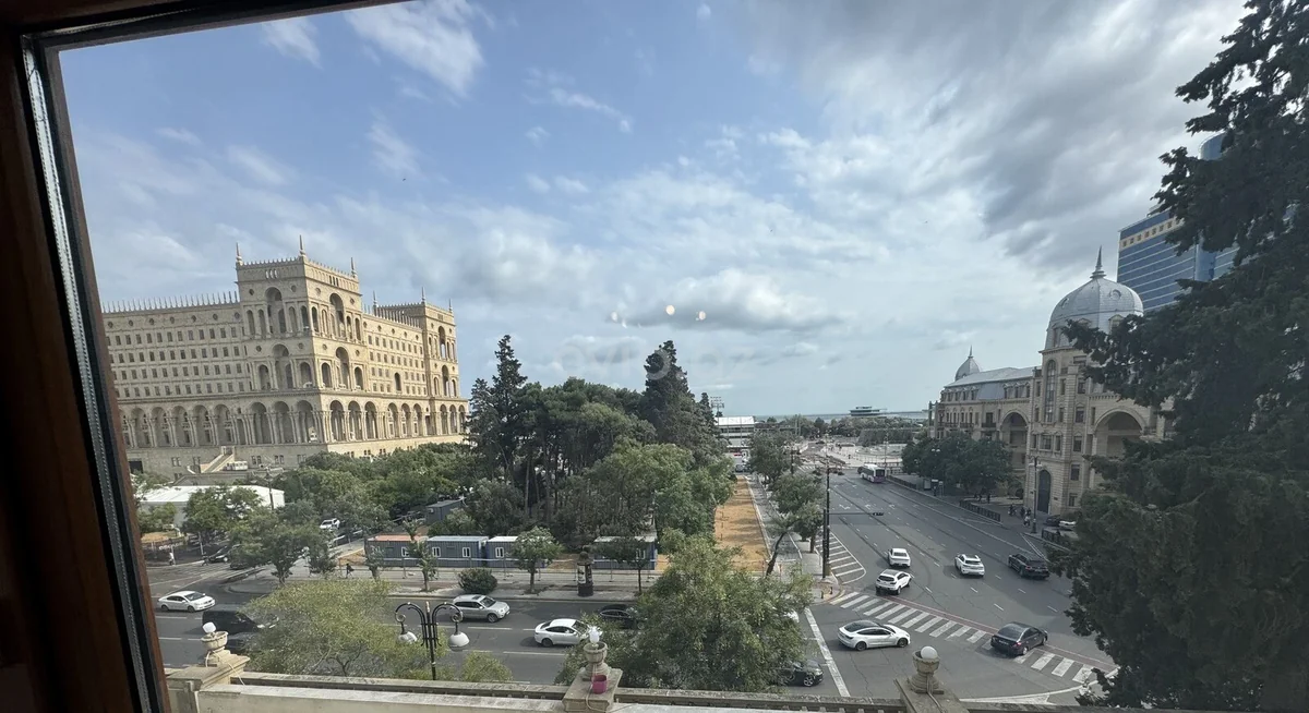 Kirayə 2 otaqlı mənzil 28 May metrosu yaxınlığında — Mənzil, Bakı (10)