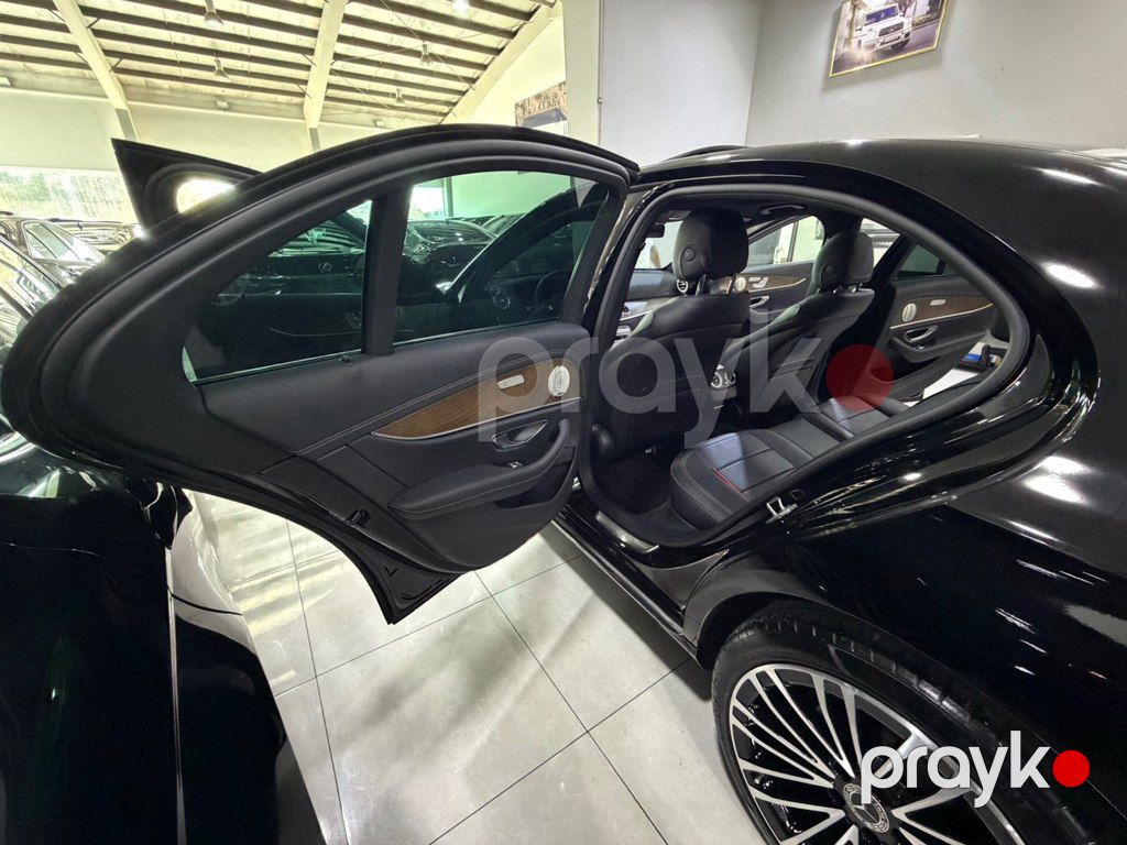 Mercedes E 300, 2.0 L, 2022 il, 45 000 km — Avtomobillər, Bakı (12)