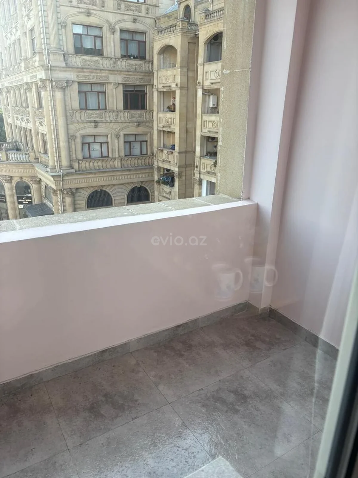 Kirayə 2 otaqlı mənzil Gənclik metrosu yaxınlığında — Mənzil, Bakı (7)
