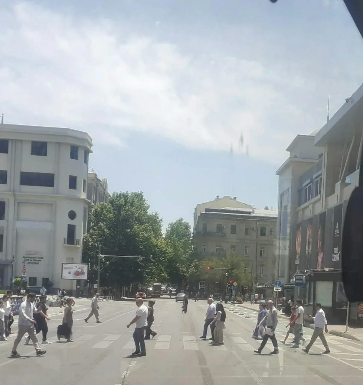 Kirayə 2 otaqlı mənzil 28 May metrosu yaxınlığında — Mənzil, Bakı (12)