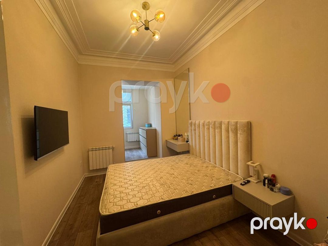 Satılır 2 otaqlı köhnə tikili 65 m² — Mənzil, Bakı (3)