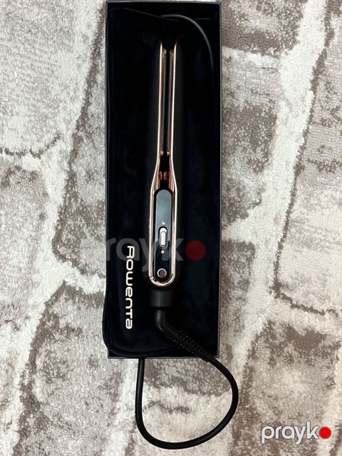 Rowenta saç feni. Endirim olunacaq. Dyson alınıb deyə satıram. Həm — Bakı