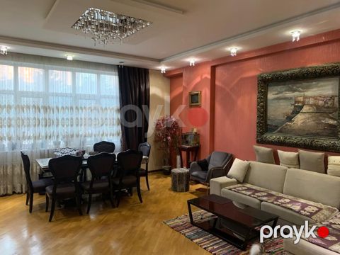 Satılır 3 otaqlı yeni tikili 152 m² — Bakı
