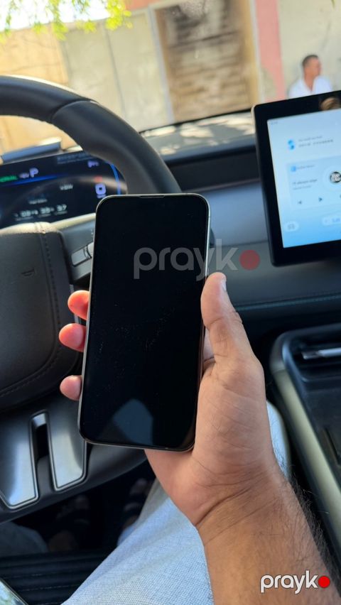 Apple iPhone 15 Pro Max Natural Titanium 256GB/8GB — Bakı