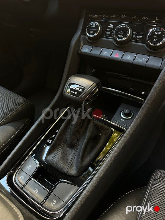 Skoda Kodiaq, 2.0 L, 2022 il, 45 000 km — Avtomobillər, Bakı (8)