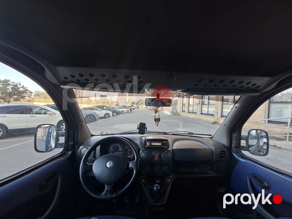 Fiat Doblo (mavi rəng, miniven/furqon) Xüsusiyyətlər: - Korpus: 5 — Avtomobillər, Bakı (5)