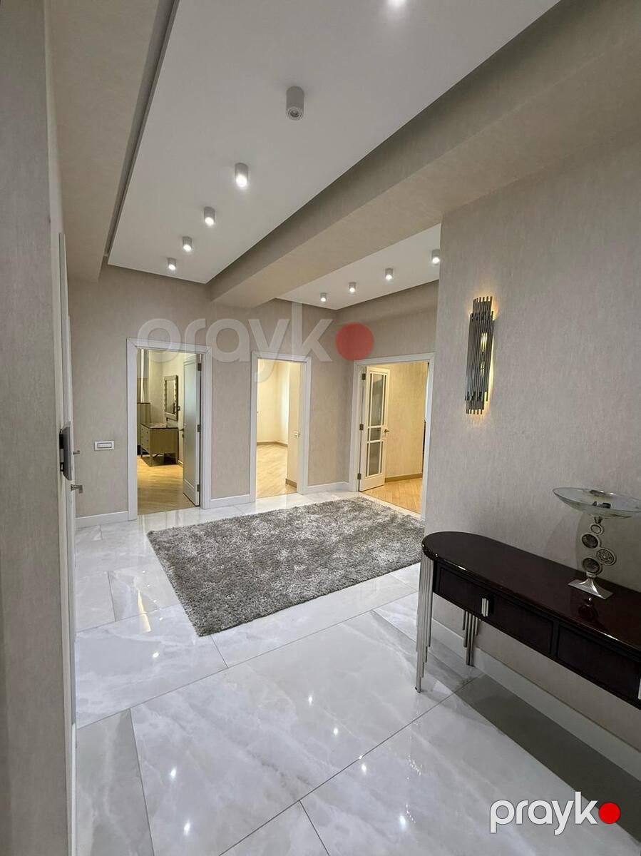 İcarəyə verilir 3 otaqlı yeni tikili 160 m² — Mənzil, Bakı (12)