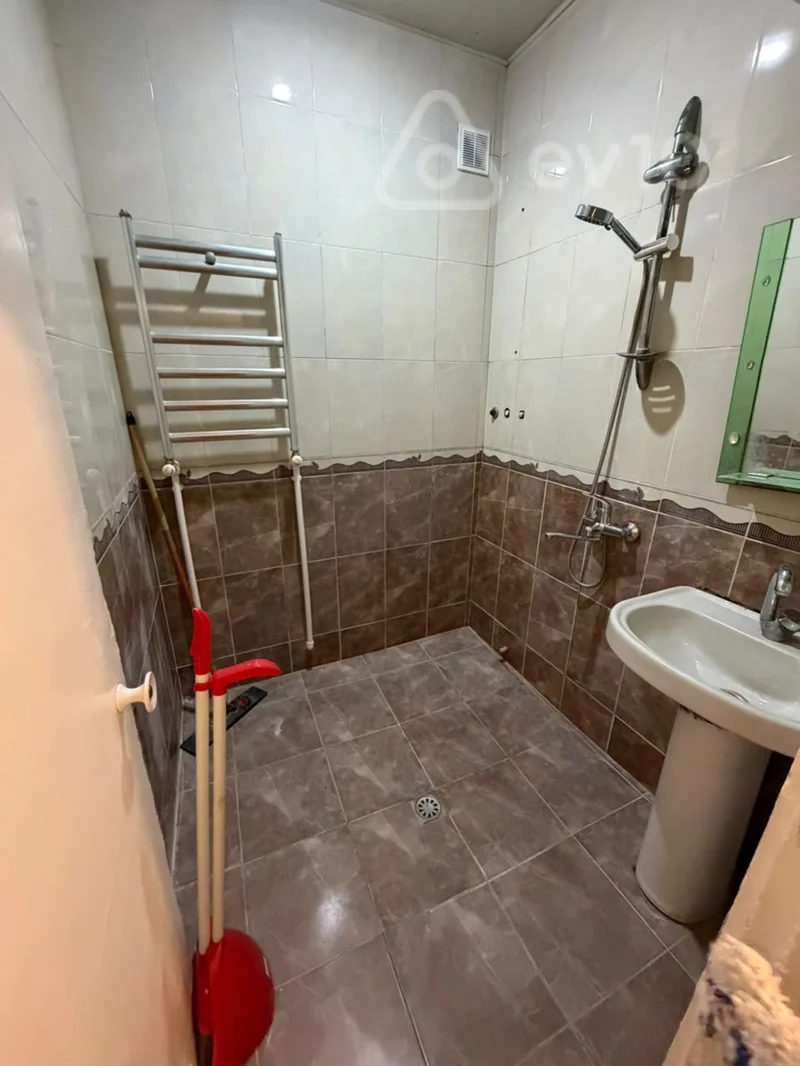 3 otaqlı mənzil, 70 m², Hüseynbala Əliyev küçəsi — kirayə — Mənzil, Bakı (6)