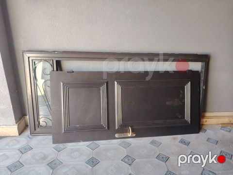 Mənzil üçün İşlənmiş Giriş qapısı Çərçivə ilə, Zəmanətsiz, Ünvandan götürmə