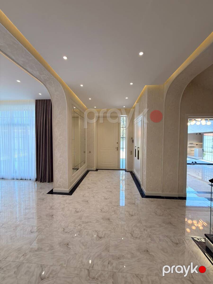 Satılır 5 otaqlı həyət evi/bağ evi 300 m² — Ev, villa, Bakı (11)
