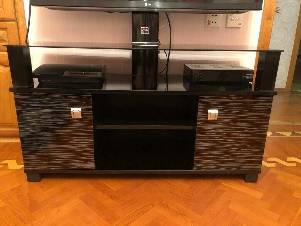 Televizor altlığı, TV stend. Əla vəziyyətdədir — Dayaq və bağlantı kənə, Bakı (2)