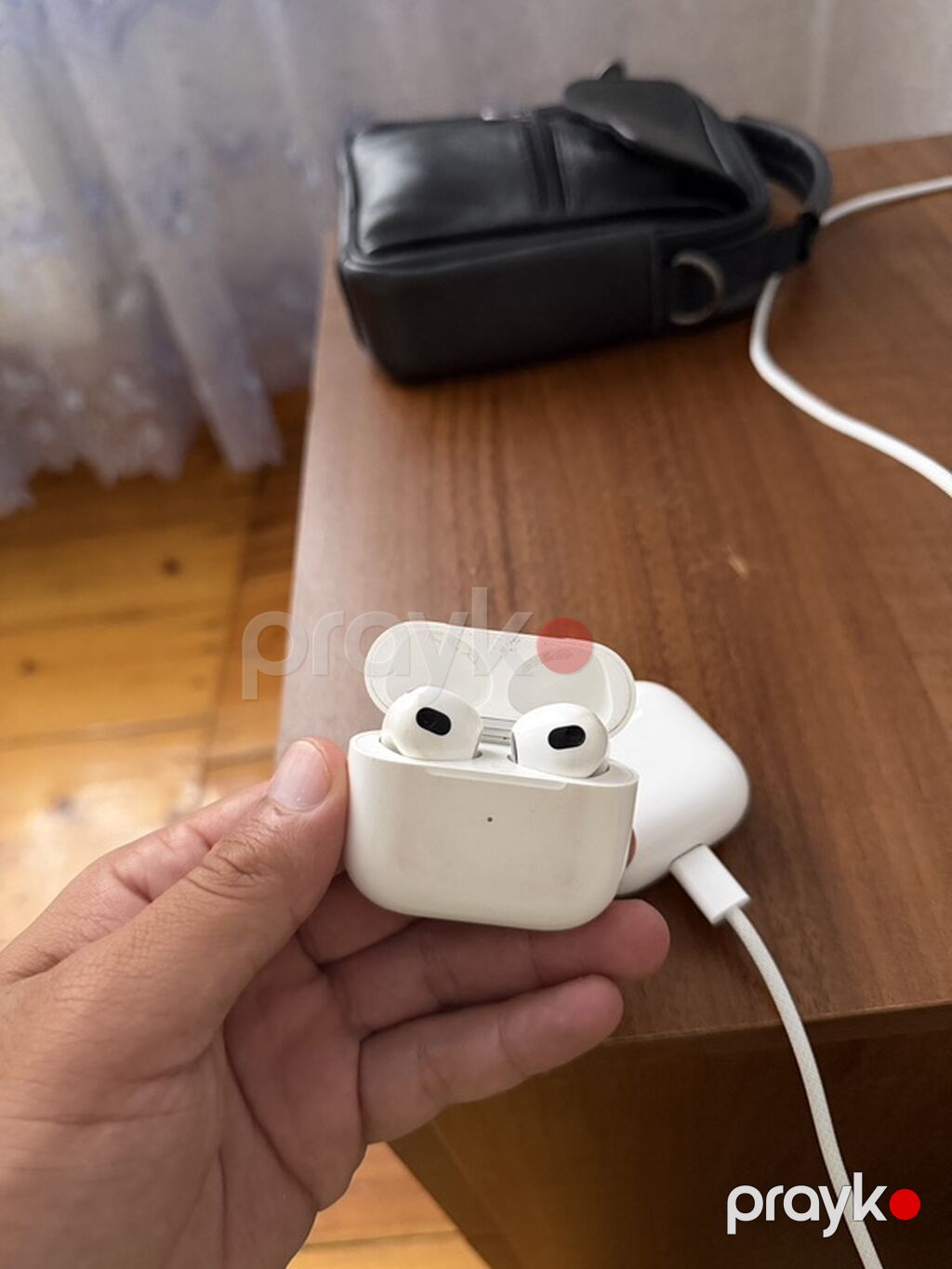 Air pods 3 Orjinal sadəcə qulaqcığın özüdü yenisini aldım deyə — Qulaqcıqlar, Gəncə (2)