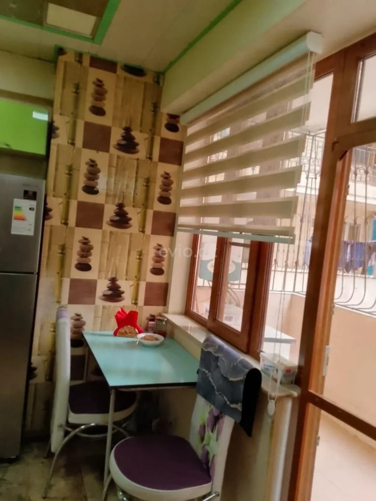 Kirayə 3 otaqlı mənzil İnşaatçılar metrosu yaxınlığında — Mənzil, Bakı (2)
