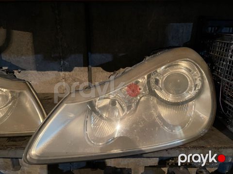"Porsche Cayenne 957" farası