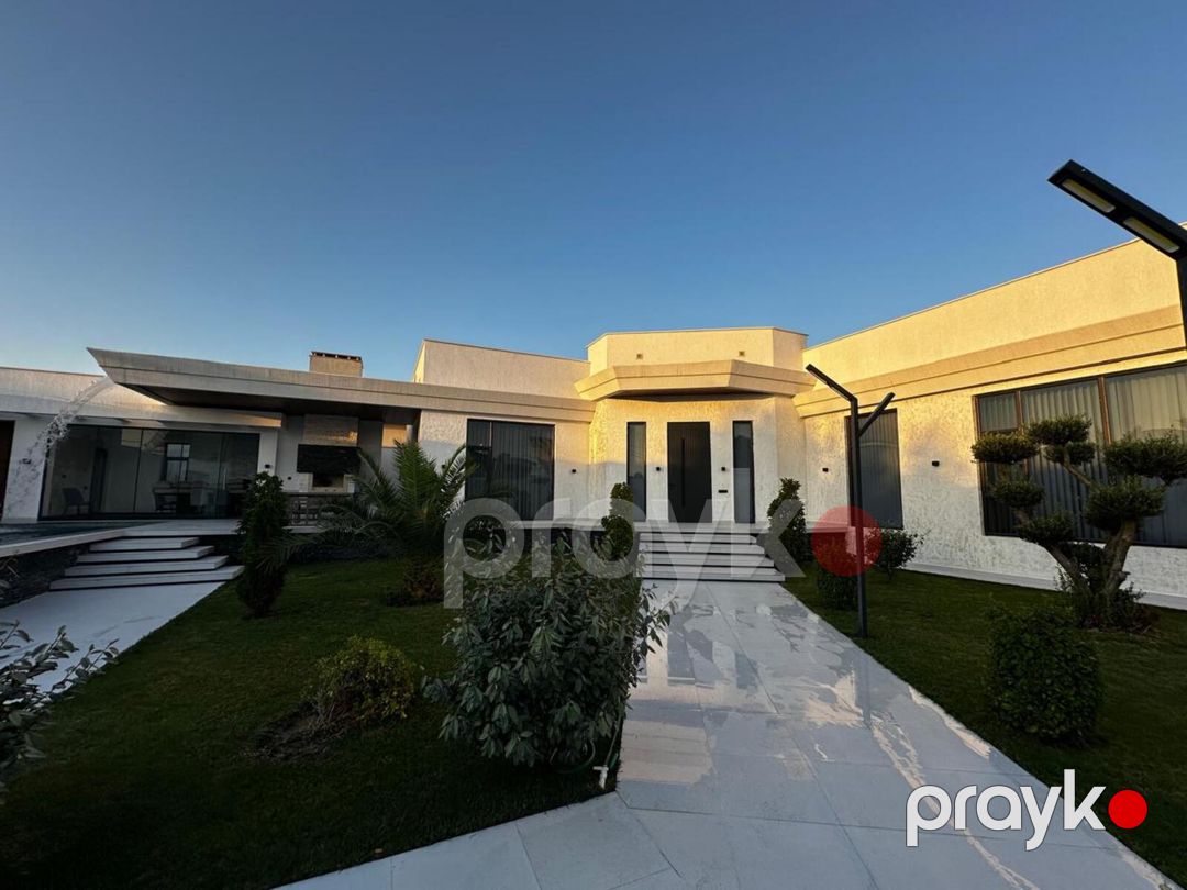 Satılır 5 otaqlı həyət evi/bağ evi 250 m² — Ev, villa, Bakı (3)