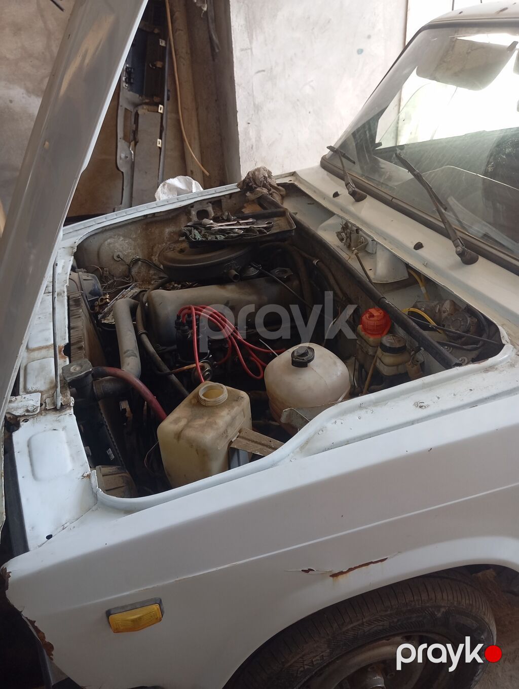 Karopka bewden Atır VAZ 2107, ağ rəng, sedan kuzov. Texniki — Avtomobillər, Bakı (9)