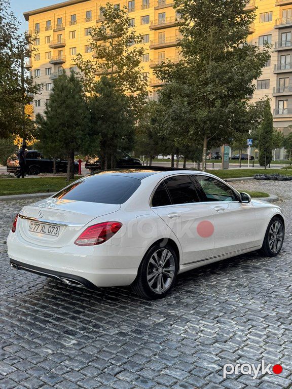 Mercedes C 300, 2.0 L, 2017 il, 86 000 km — Avtomobillər, Bakı (7)