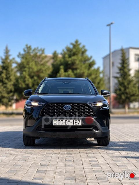 Toyota Corolla Cross, 2.0 L, 1.31 kWh, 2024 il, 32 500 km — Sumqayıt