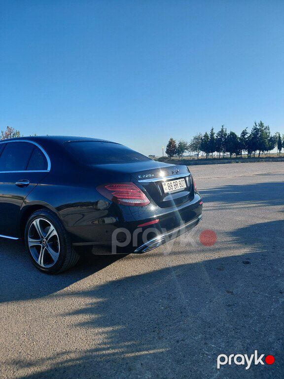 Mercedes E 220 d, 2.0 L, 2019 il, 200 700 km — Avtomobillər, Bakı (4)