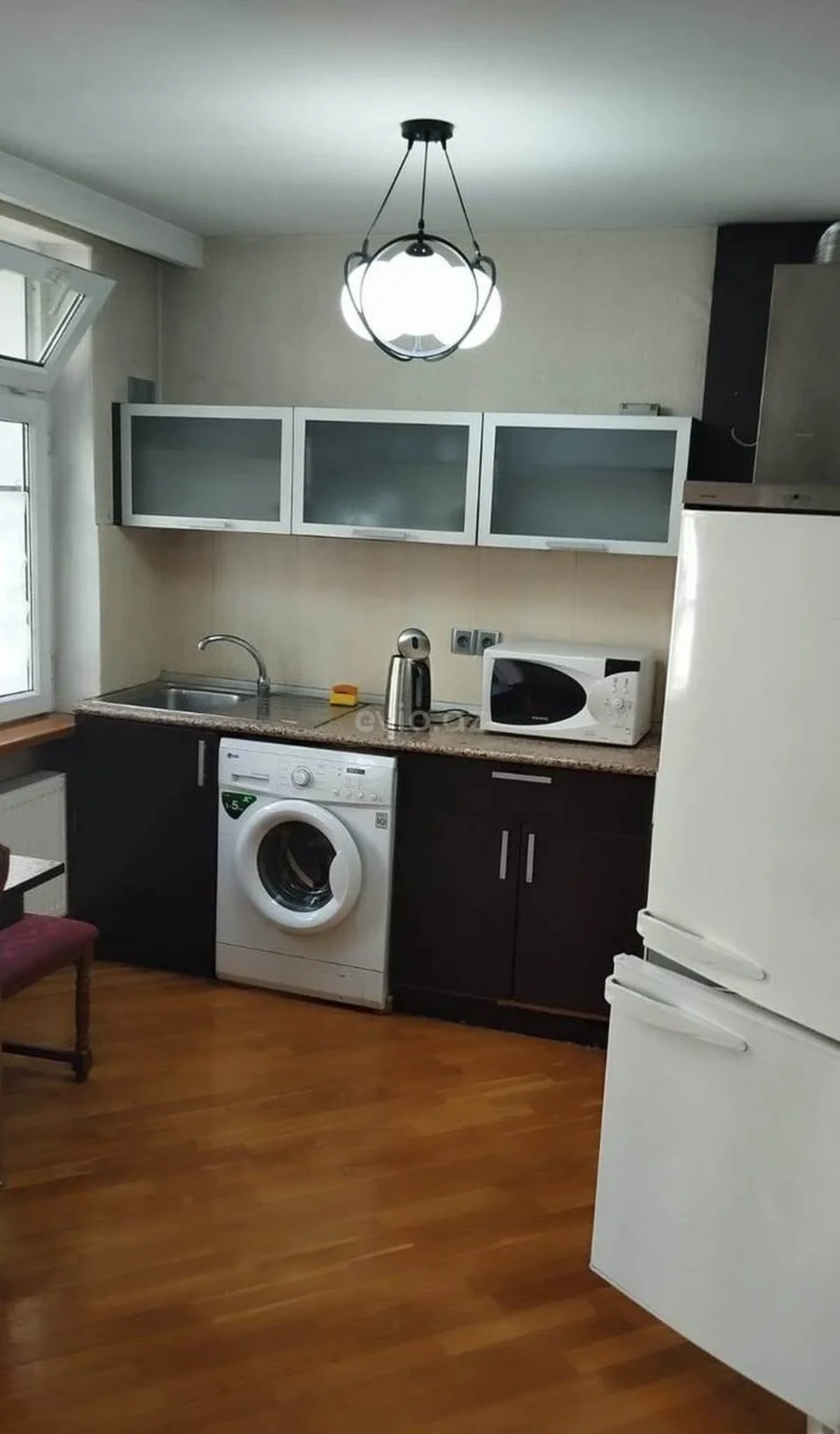 Kirayə 2 otaqlı mənzil Sahil metrosu yaxınlığında — Mənzil, Bakı (7)