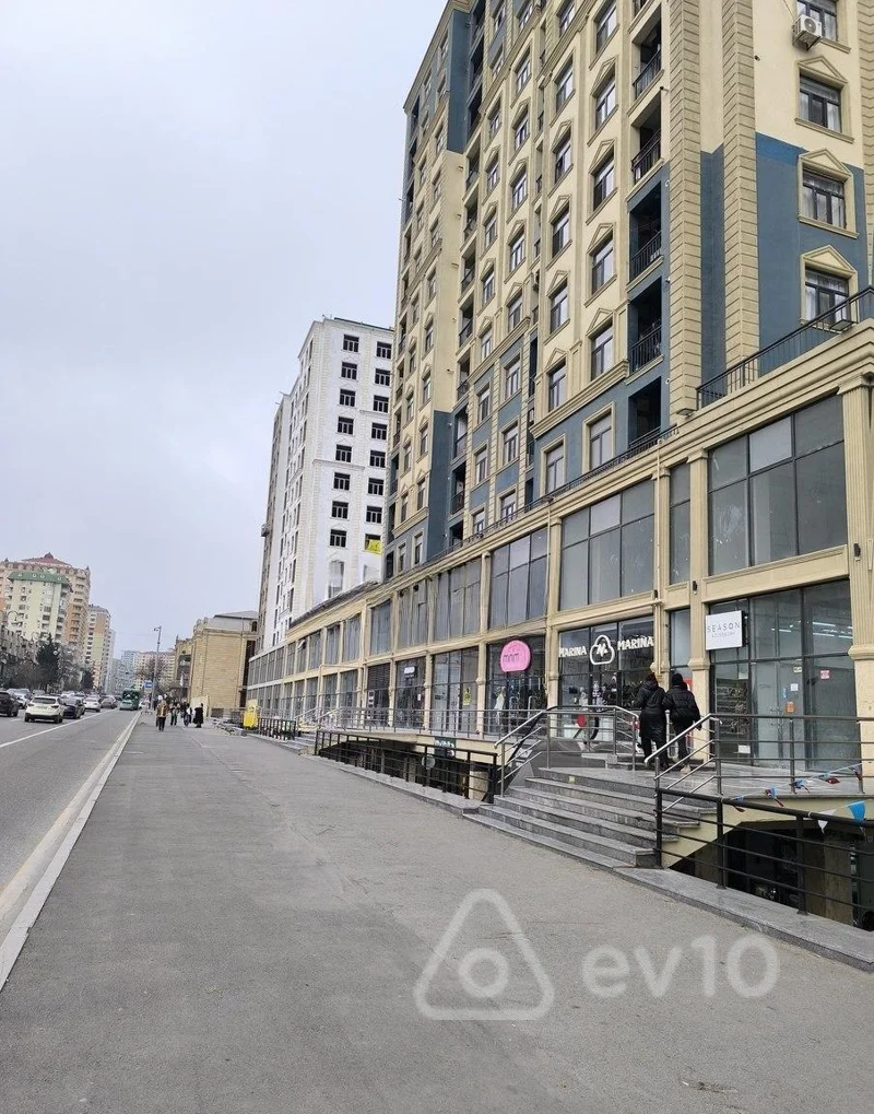 4 otaqlı mənzil, 129 m², İnsaatcilar metro — Mənzil, Bakı (4)
