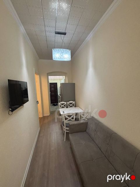 Satılır 2 otaqlı köhnə tikili 35 m²