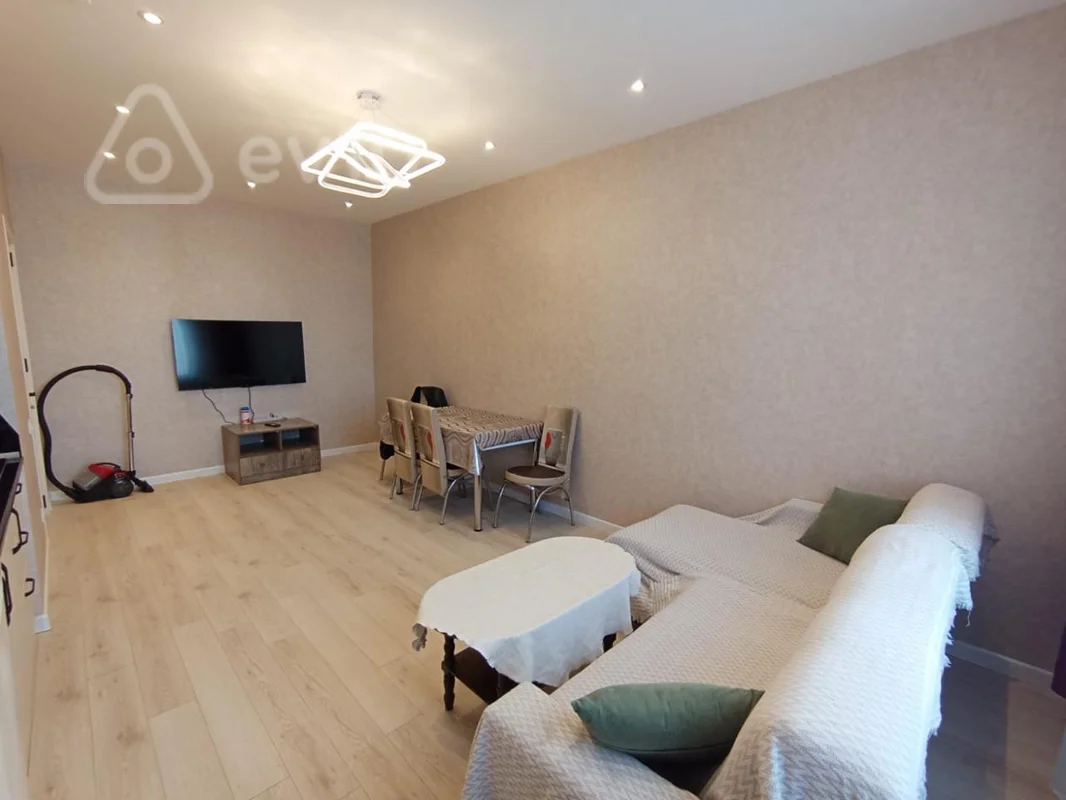 3 otaqlı mənzil, 79 m², Hüseyn Cavid prospekti — kirayə — Bakı