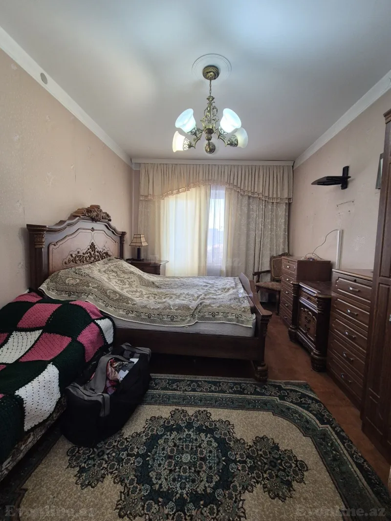 Satılır 2 otaqlı Mənzil Köhnə tikili 65 m² Bakı, Yasamal r., Yeni Yasamal — Mənzil, Bakı (4)