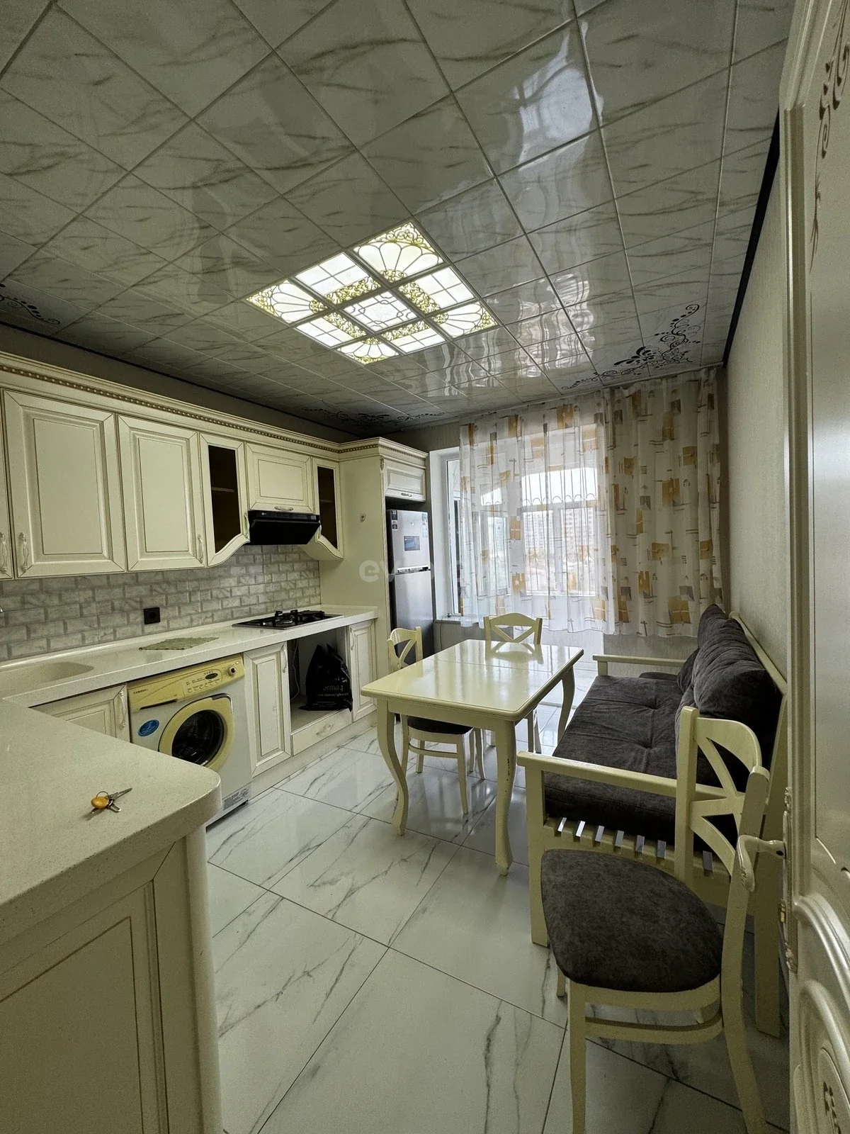 Kirayə 2 otaqlı mənzil Neftçilər metrosu yaxınlığında — Mənzil, Bakı (4)