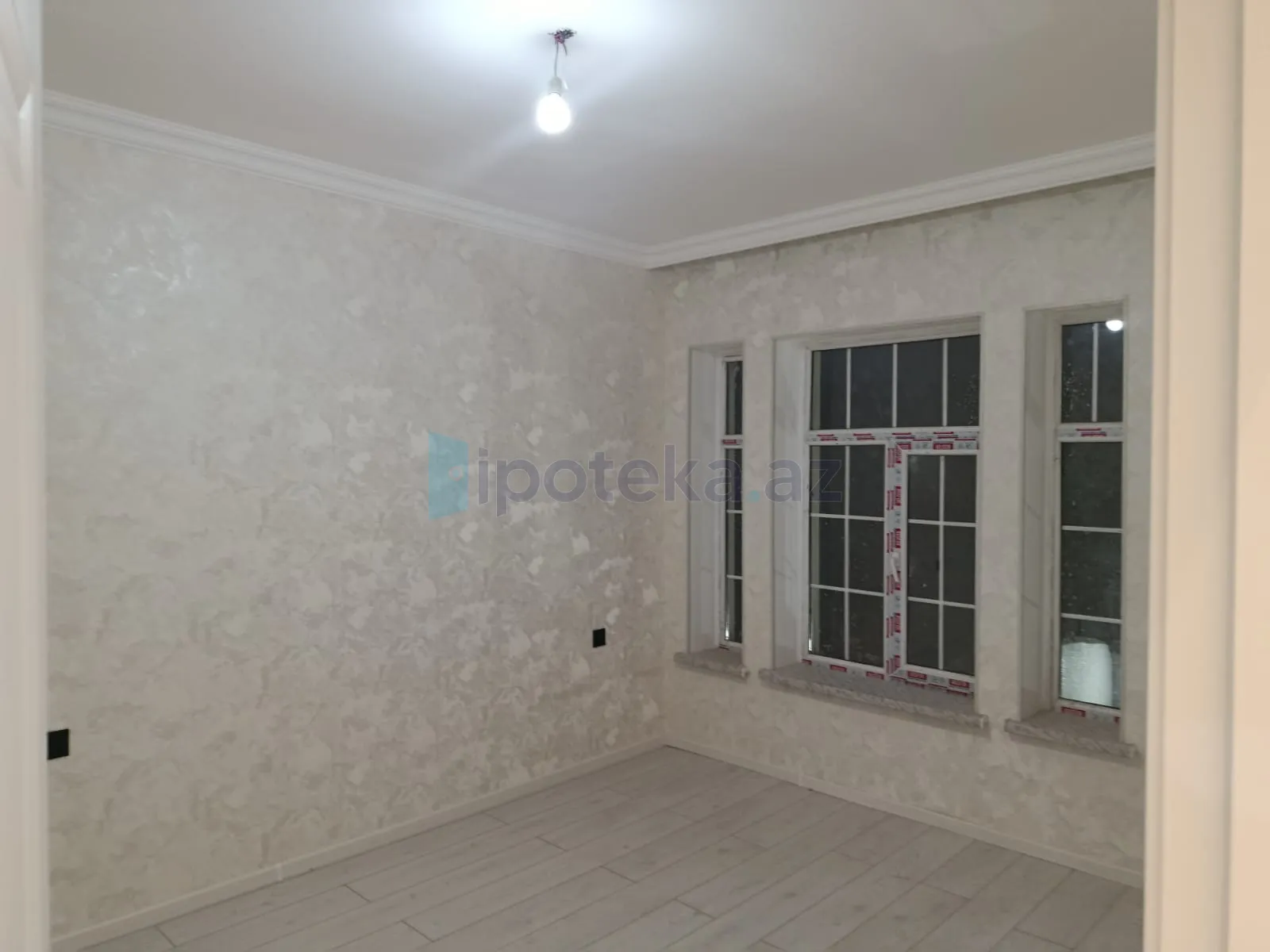 Satılır: 4 Otaq, Evlər/Villalar, Abşeron r., Saray q., 140.00 m² — Abşeron