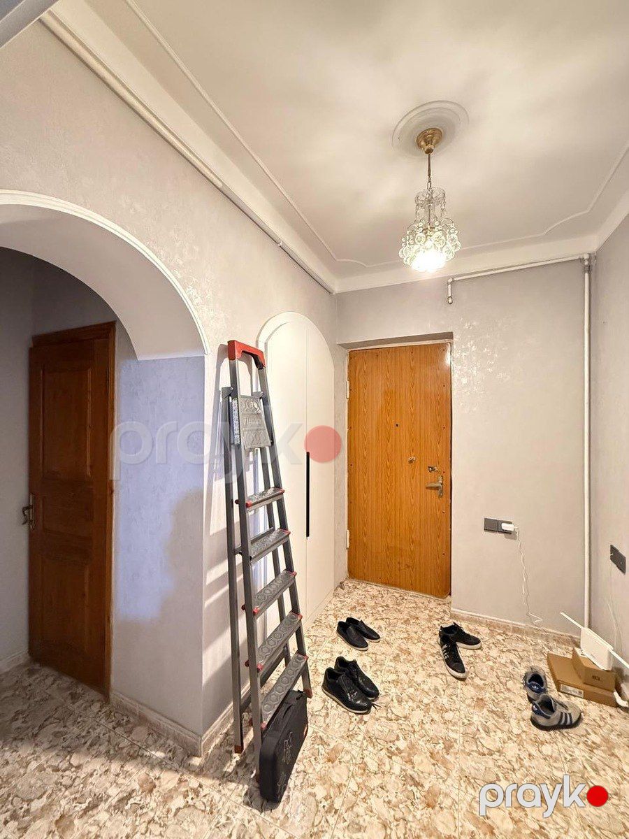 Satılır 3 otaqlı köhnə tikili 95 m² — Mənzil, Bakı (9)