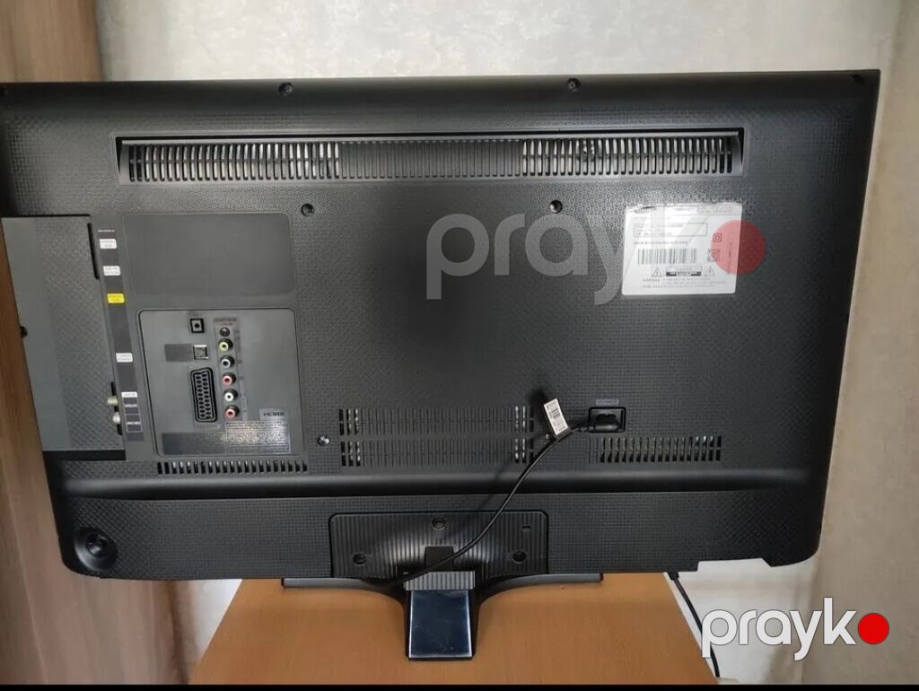 Ekranda cizig var iştəmaya problem yoxdur ekran ideal gorsadir samsung — Televizorlar, Bakı (3)
