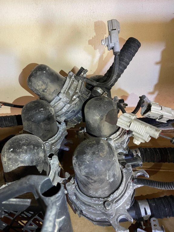 “Toyota Prado” EGR mühərriki — Ehtiyat hissələri və aksesuarlar, Bakı (2)