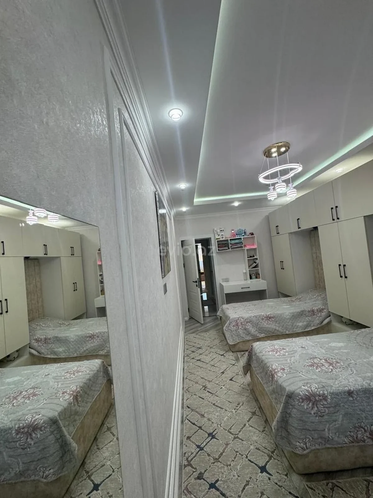 Kirayə 3 otaqlı mənzil İnşaatçılar metrosu yaxınlığında — Mənzil, Bakı (9)