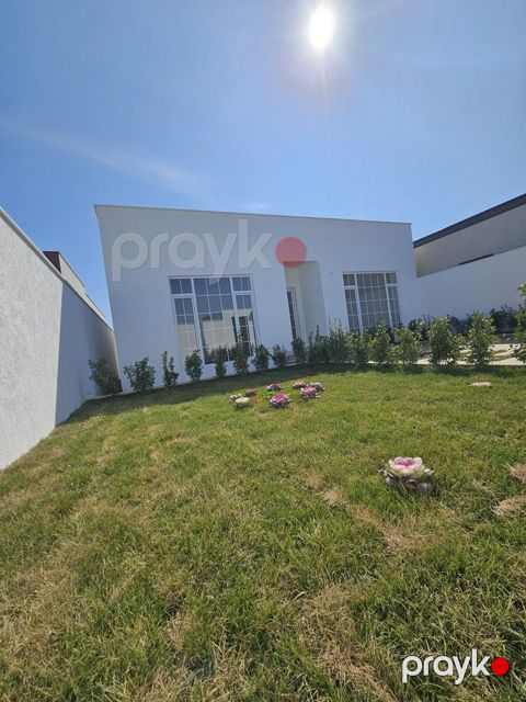Satılır 3 otaqlı həyət evi/bağ evi 120 m² — Bakı