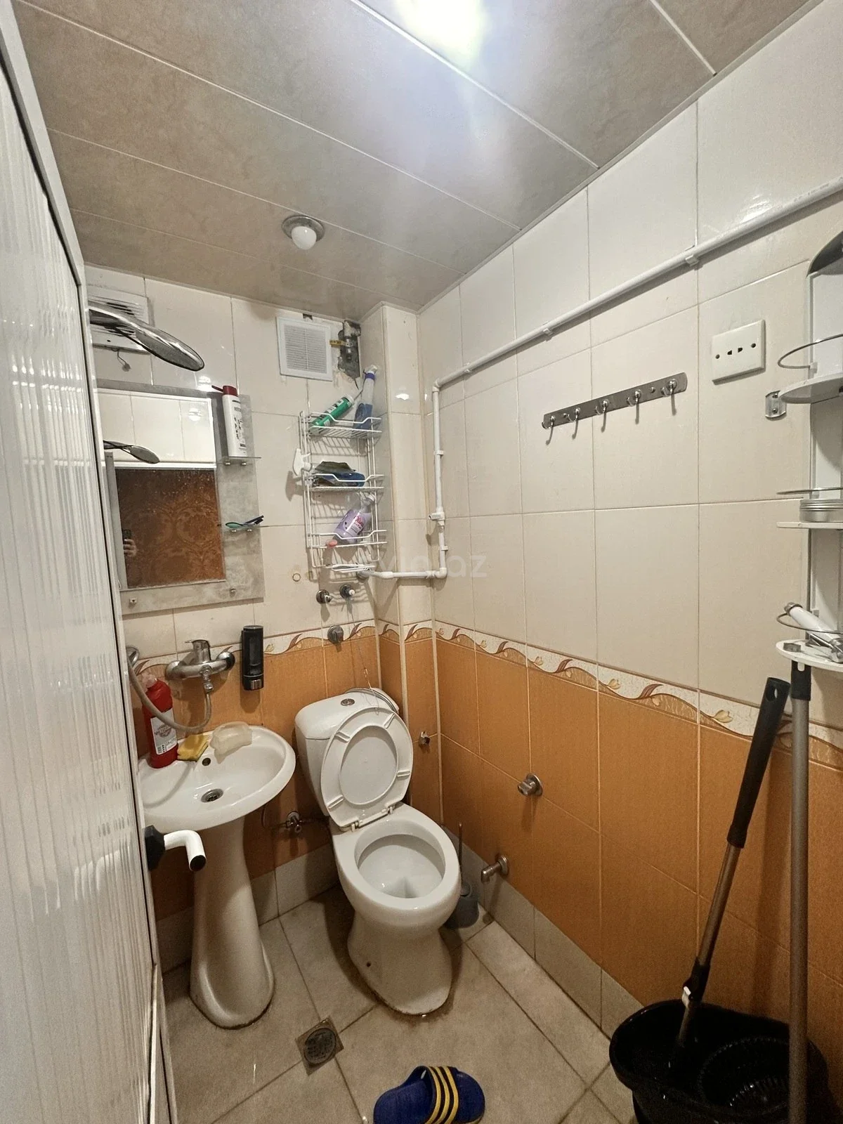 Kirayə 2 otaqlı mənzil Gənclik metrosu yaxınlığında — Mənzil, Bakı (4)
