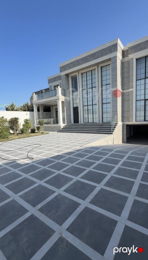 Satılır 7 otaqlı həyət evi/bağ evi 500 m² — Bakı