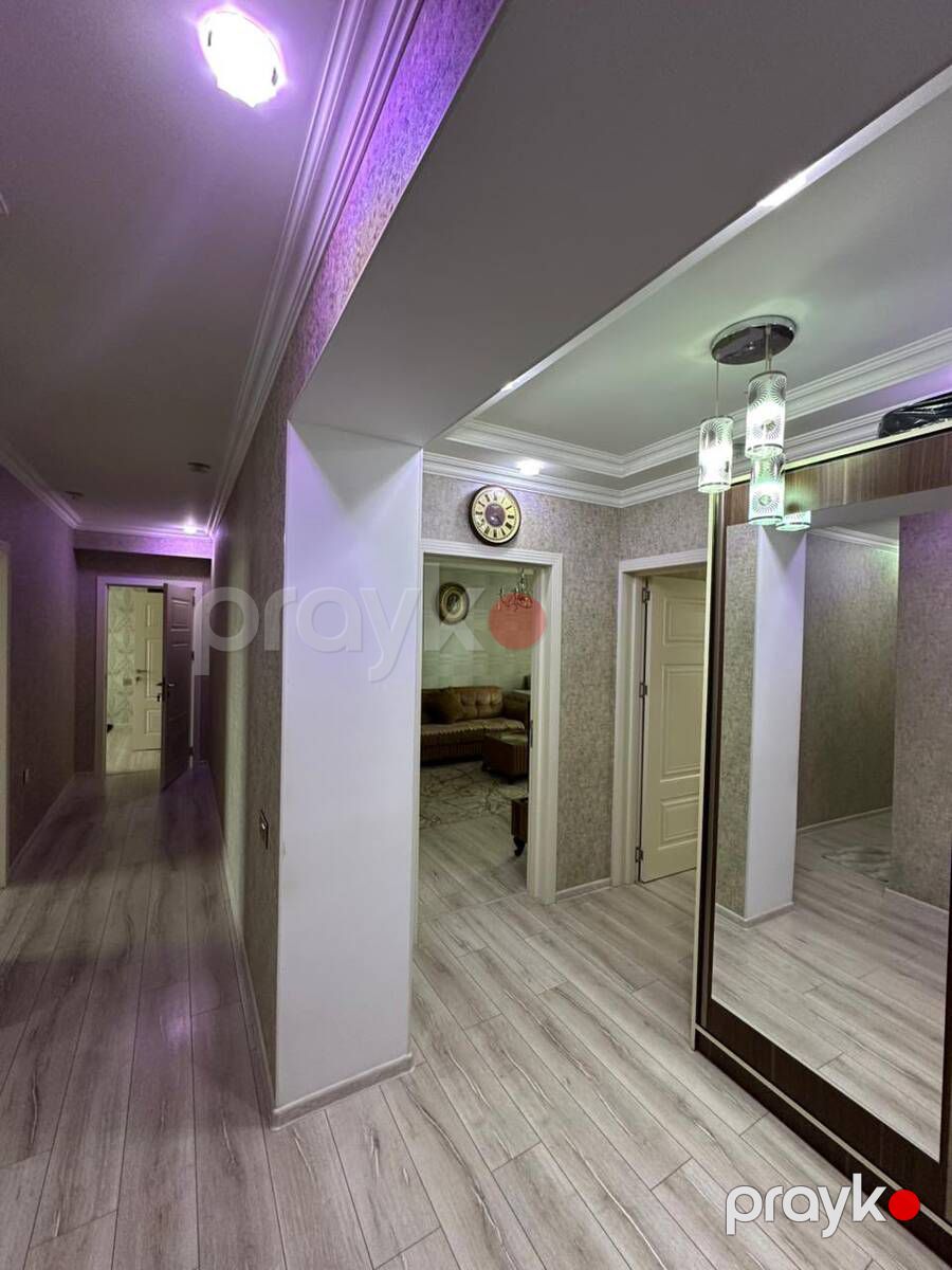 Satılır 4 otaqlı köhnə tikili 120 m² — Mənzil, Bakı (8)