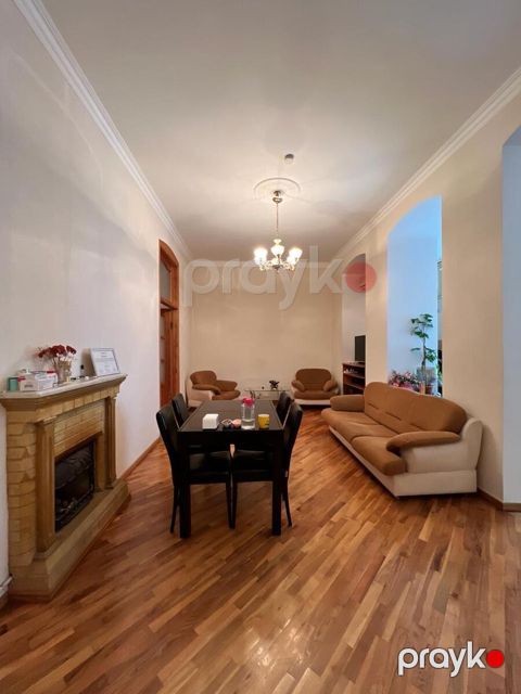 İcarəyə verilir 3 otaqlı köhnə tikili 110 m² — Bakı