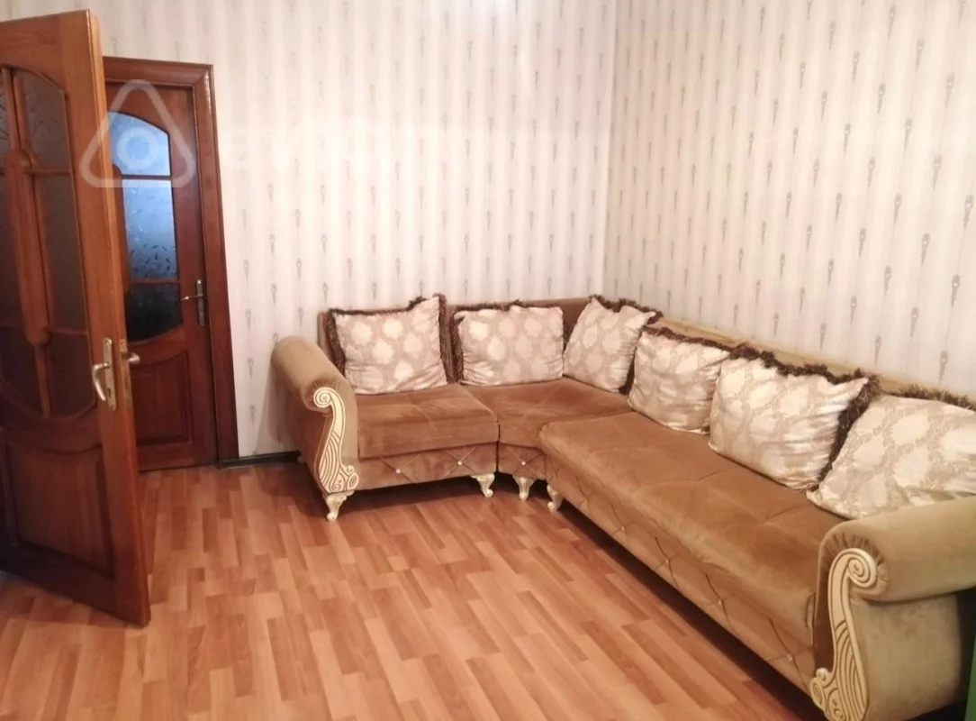 3 otaqlı mənzil, 80 m², Huseynbala eliyev — kirayə — Bakı