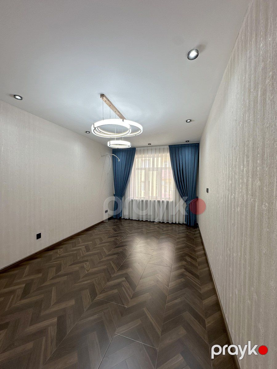 Satılır 2 otaqlı köhnə tikili 55 m² — Mənzil, Bakı (8)