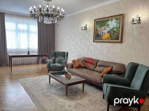 Satılır 4 otaqlı yeni tikili 165 m² — Bakı