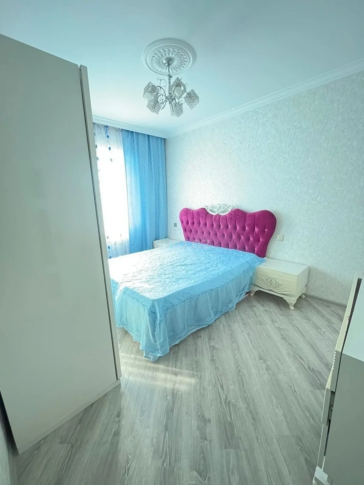 2 otaqlı orta təmirli mənzil satılır Bakıxanov qəsəbəsində — Mənzil, Bakı (5)