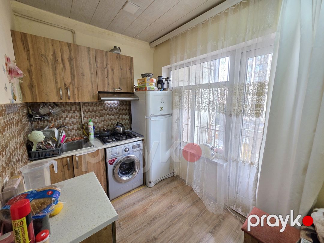 Satılır 1 otaqlı köhnə tikili 50 m² — Mənzil, Bakı (5)