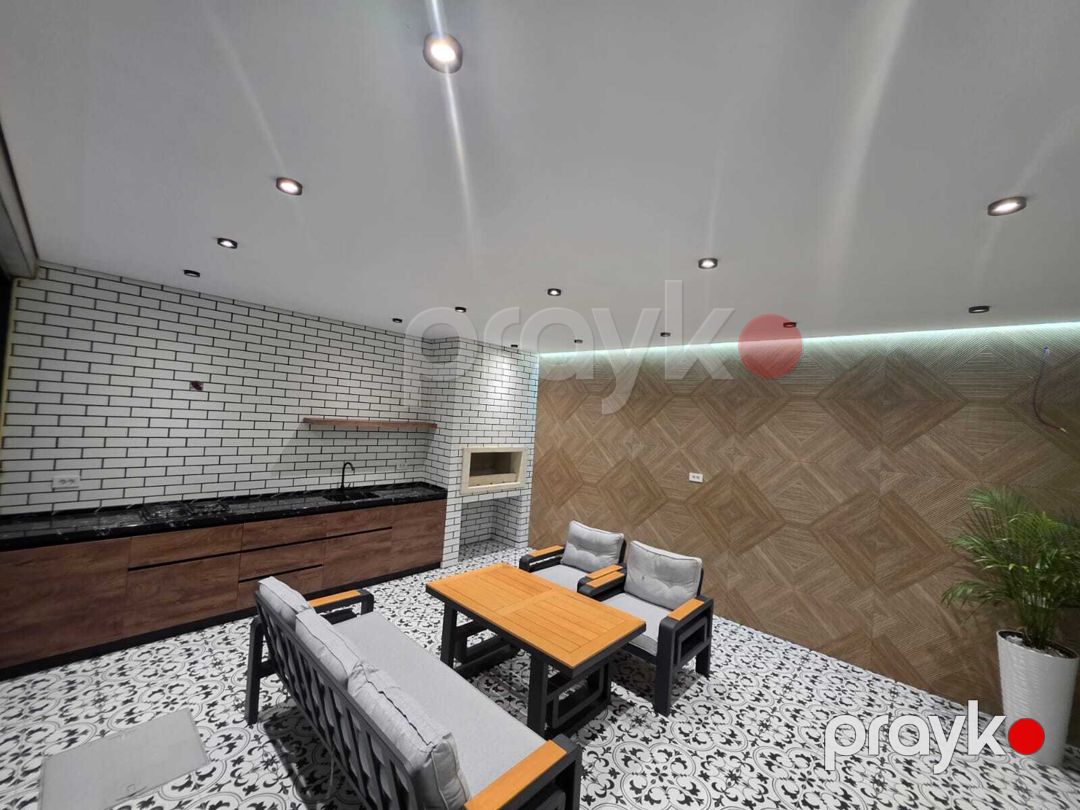 Satılır 5 otaqlı həyət evi/bağ evi 300 m² — Ev, villa, Bakı (9)
