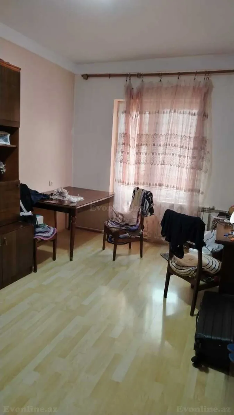 Satılır 4 otaqlı Mənzil Köhnə tikili 85 m² Bakı, Yasamal r — Mənzil, Bakı (3)