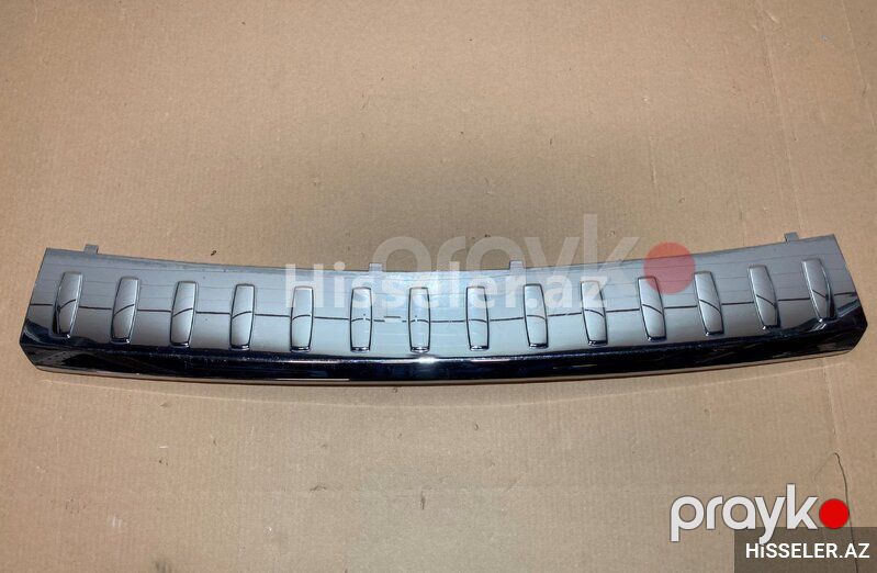 Mercedes W166 Ml arxa bufer üstü xromu — Digər, Bakı (2)