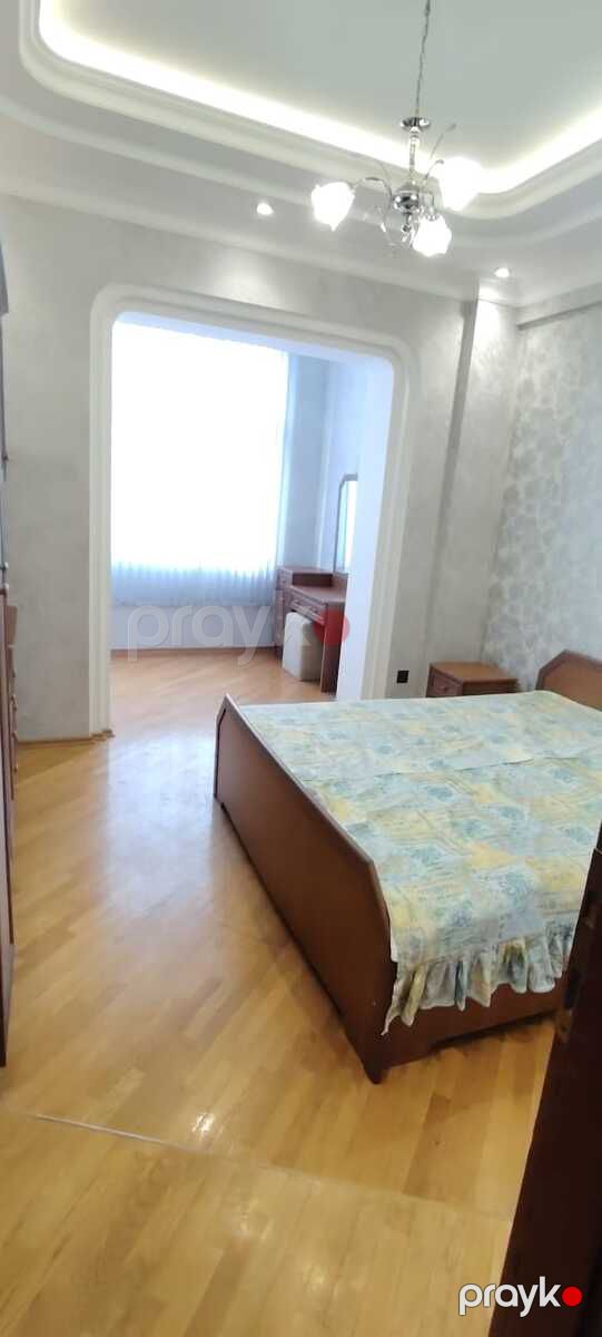 Satılır 3 otaqlı köhnə tikili 100 m² — Mənzil, Bakı (10)