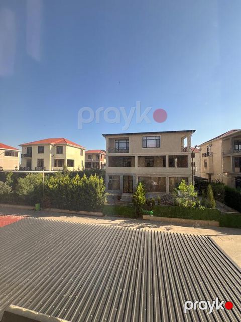 Satılır 3 otaqlı həyət evi/bağ evi 120 m² — Bakı