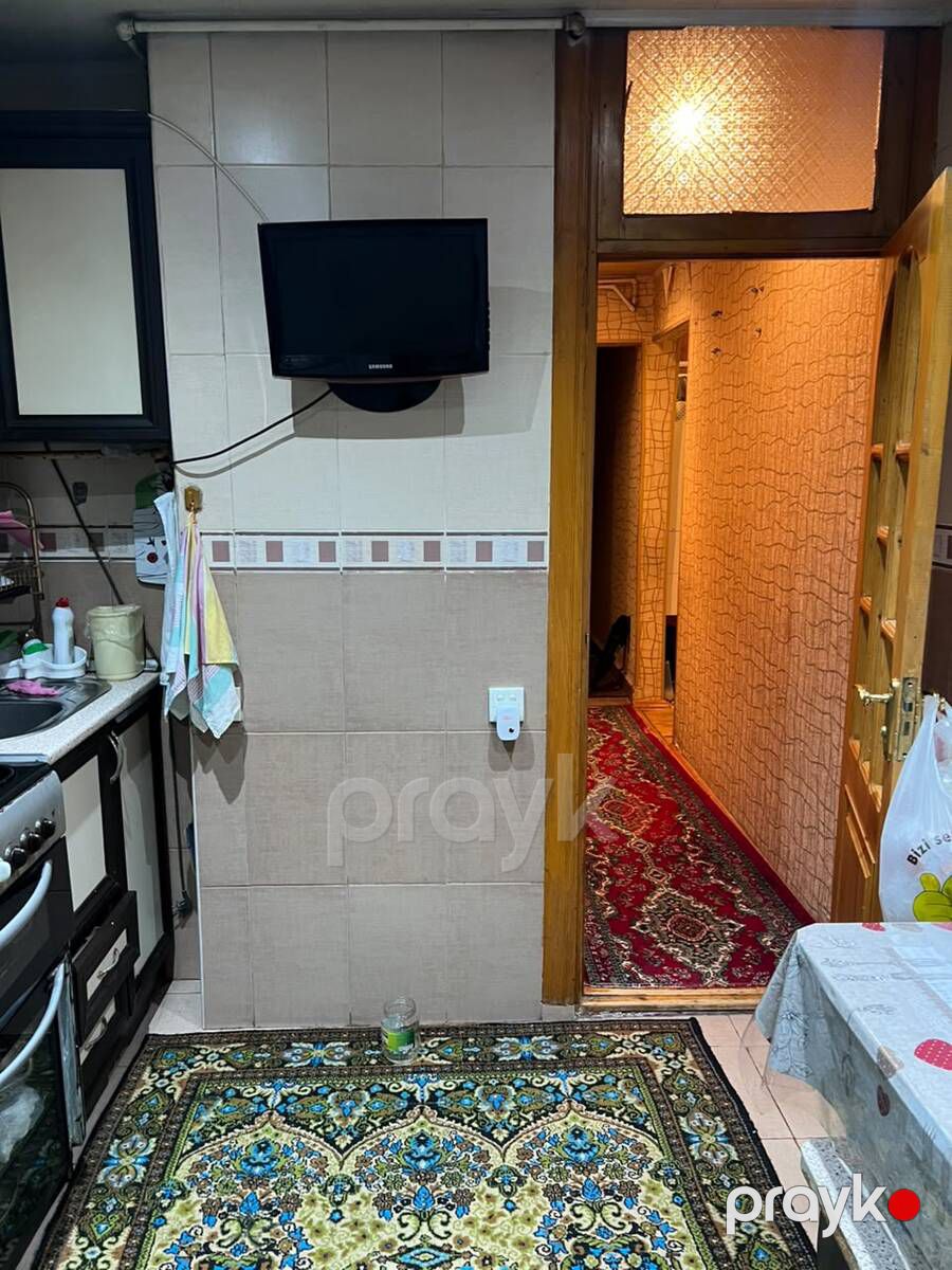 Satılır 2 otaqlı köhnə tikili 62 m² — Mənzil, Bakı (4)
